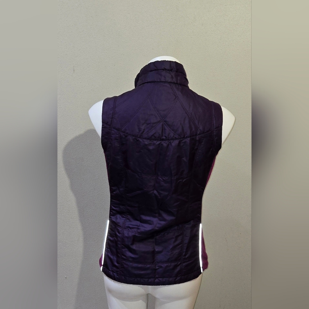 Title Nine Power Puffer Asymmetrical Full Zip Mock Neck Vest Women's Size Small - Picture 3 of 4
